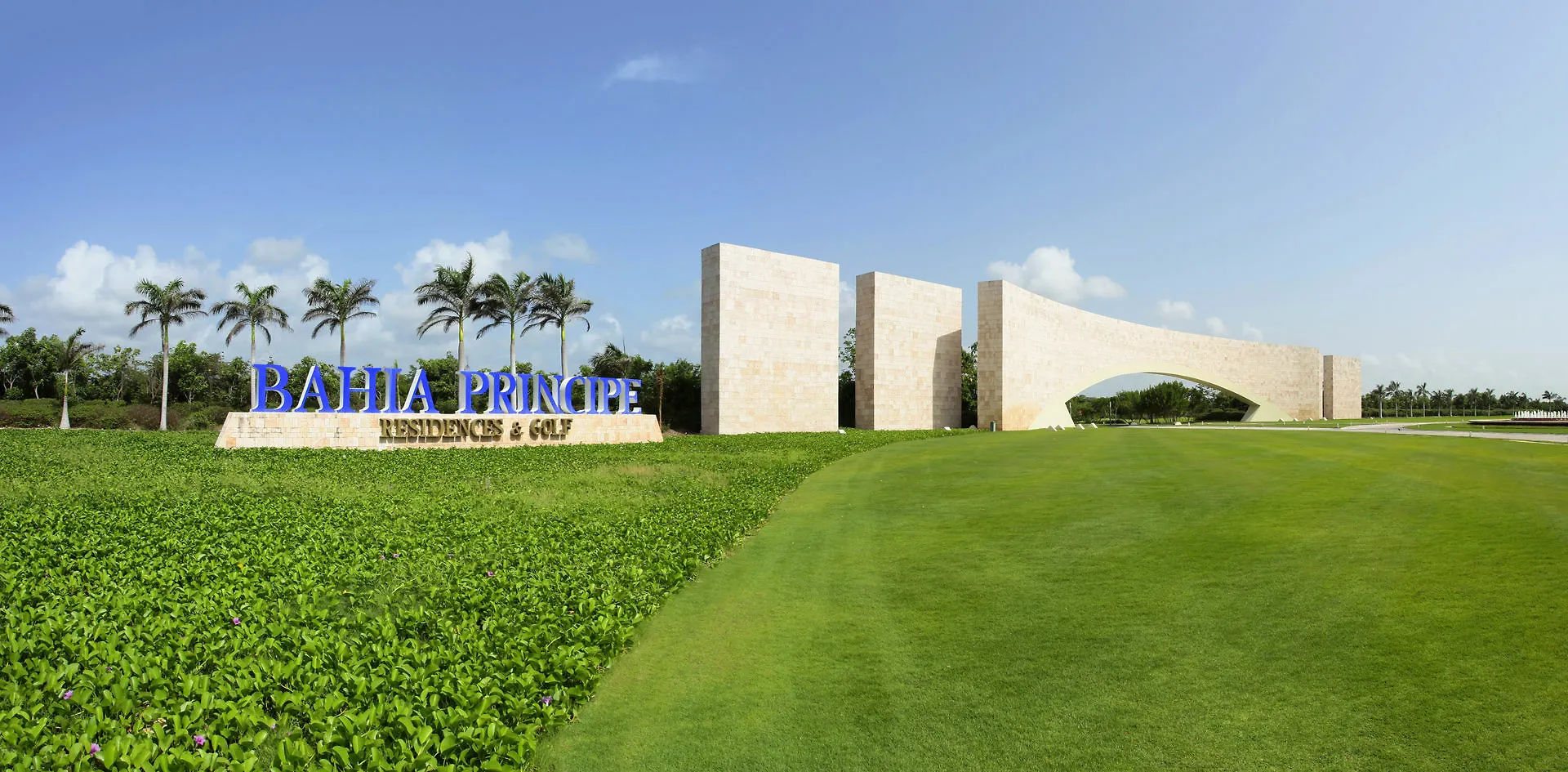 Bahia Principe Vacation Rentals-Green 3-Two-Bedroom Villas أكومال